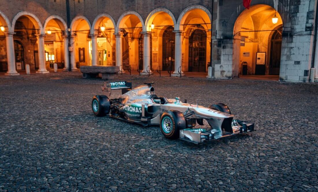 El Mercedes W04 de Lewis Hamilton será subastado en el GP de Las Vegas.