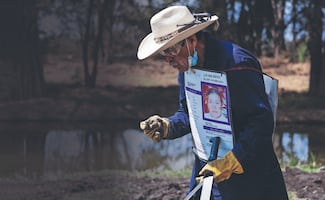 Buscan en canales y aguas negras; hallan más de 219 restos óseos en los límites de Tláhuac y Chalco