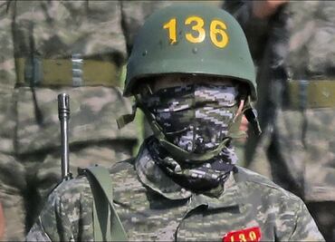 Revelan fotos de Son Heung-min en su servicio militar