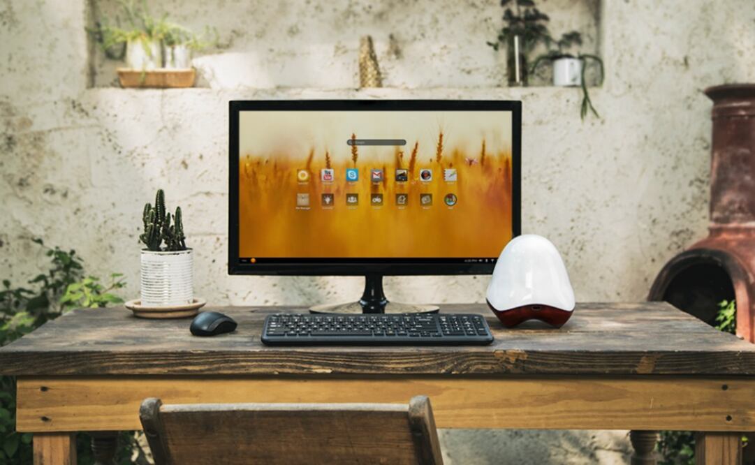 La seguridad es un punto importante en el sistema, pues por las características de la arquitectura es libre de virus y cuenta con Quality Assurance.