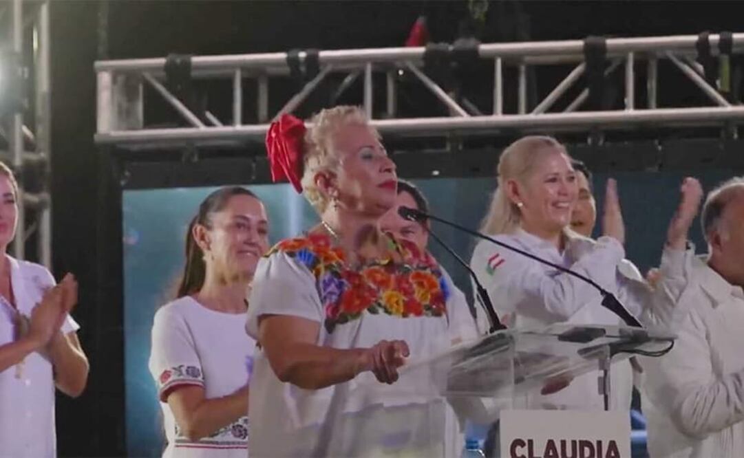 "Tina Tuyub" del PRD en Paseo de Montejo declinando a favor de Morena. Foto Especial