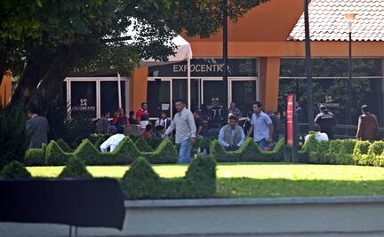Maestros abandonan salón de evaluación en Morelia