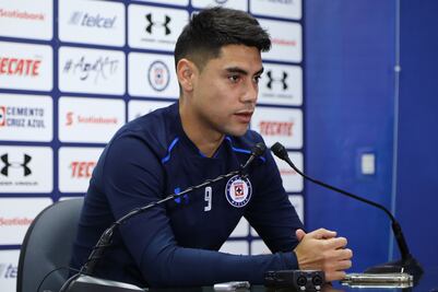 "Cruz Azul merece avanzar a la liguilla": Felipe Mora
