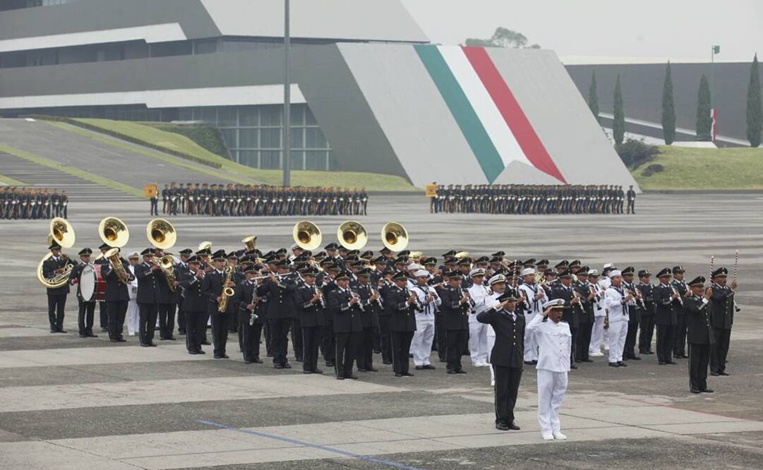 La Banda de Música de las Fuerzas Armadas participó en la décimo sexta edición del Festival que se realizó en Saumur. (Foto: Yadin Xolalpa)