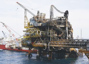 Pemex anuncia hallazgo en aguas del Golfo