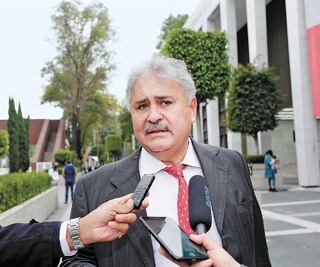 Empresario retira demanda a gobernador de Querétaro