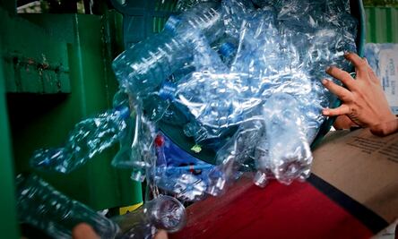 Turna Senado a San Lázaro reforma que busca reducir uso de plásticos hasta 2025