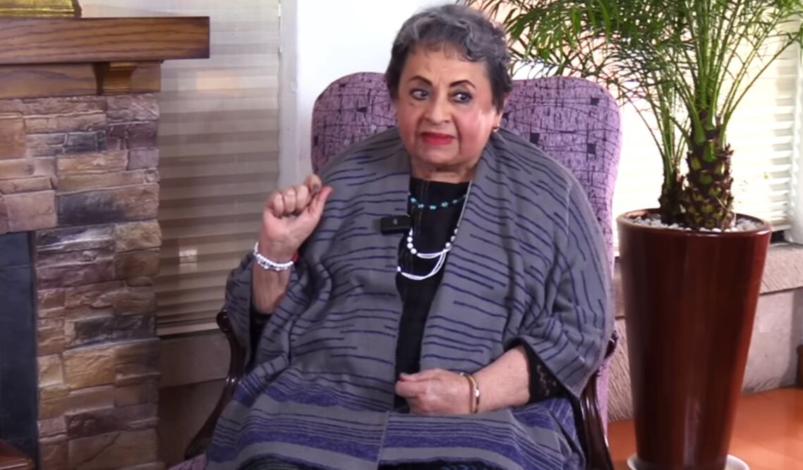 Lucila Mariscal relata algunos de los pasajes más determinantes de su vida.
Foto: YouTube