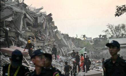 Muertos por terremoto en Myanmar superan los 2 mil; esperanzas de hallar sobrevivientes se desvanecen