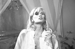 Muere Lauren Bennett, cantante inglesa y colaboradora de LMFAO, a los 37 años 