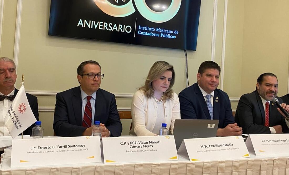 El vicepresidente Fiscal, Rolando Silva, aseguró en conferencia de prensa que con este fondo de inversión se contaría con una base financiera razonable, incluso antes de comenzar a trabajar. Foto: Especial