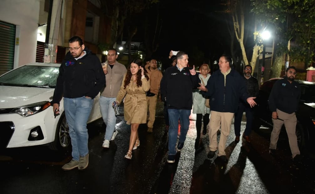 Luis Mendoza inicia recorridos en colonias de la alcaldía Benito Juárez; escucha necesidades de los habitantes.
Foto: Especial.