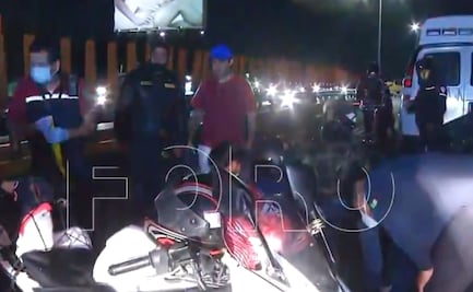 Motociclista se impacta contra vehículo en primer día de carril reversible en Circuito Interior