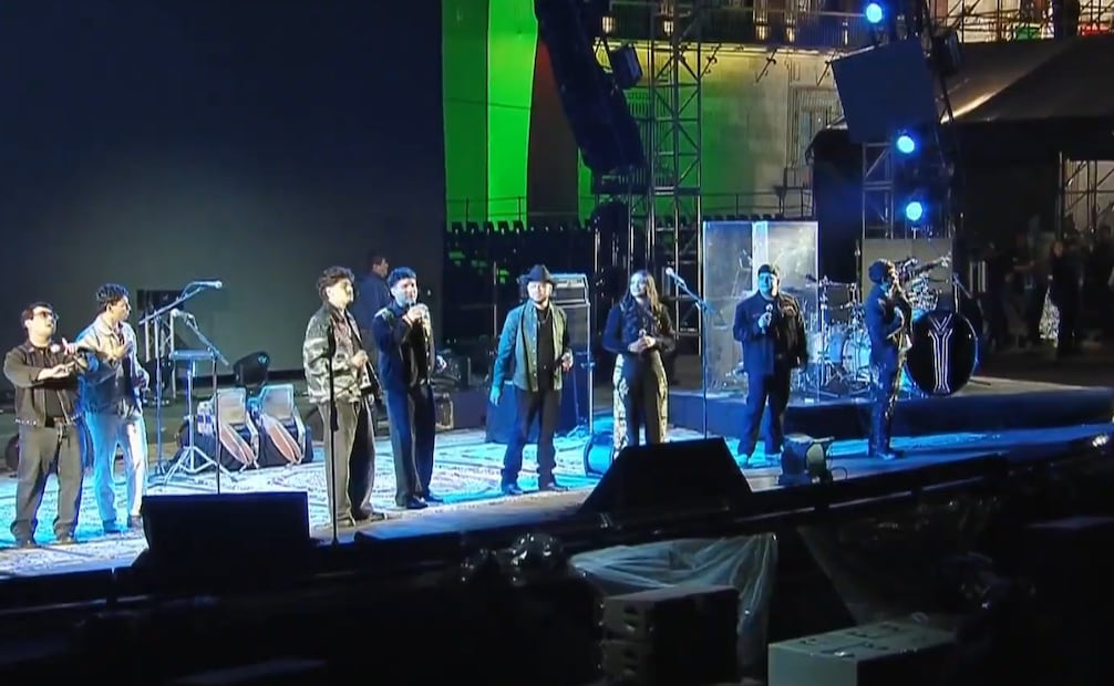 Legado de Grandeza en su presentación musical, celebrada en el Zócalo de la Ciudad de México antes del segundo Grito de Independencia de la presidenta de México, Claudia Sheinbaum. Foto: Captura de pantalla