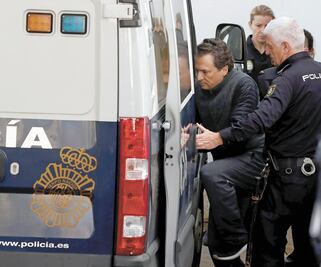 Emilio Lozoya elegirá defensa española