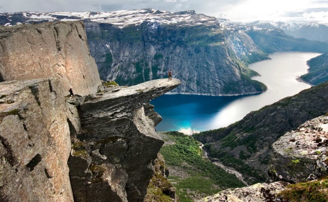 La Trolltunga, es una formación rocosa sobre un acantilado, a 700 metros de altura. (Foto: Cortesía Turismo de Noruega)