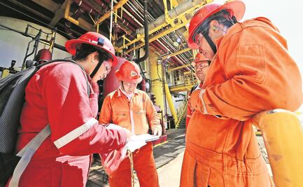 Pemex recupera aceite de escurrimientos por lluvias en Tamaulipas