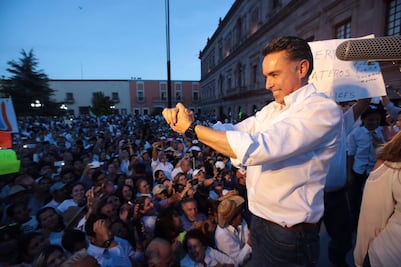 Arremete ex candidato del PAN contra INE por elecciones en Coahuila