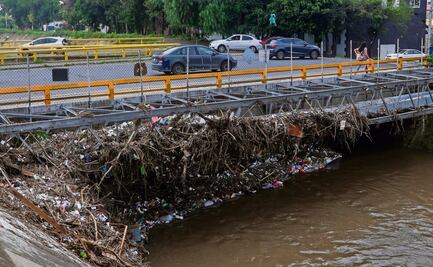 Por basura, vecinos temen que el río Hondo se desborde
