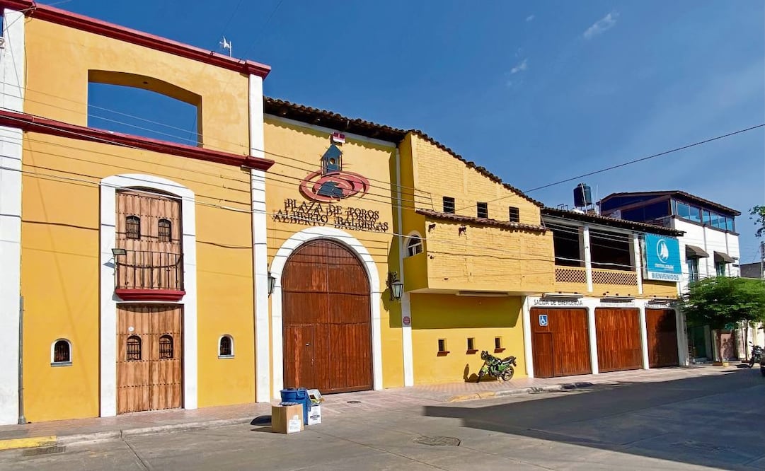 La Plaza de Toros Alberto Balderas era el lugar donde El Señor de los Gallos disfrutaba del jaripeo y de presentaciones musicales. Foto: Valente Rosas / EL UNIVERSAL
