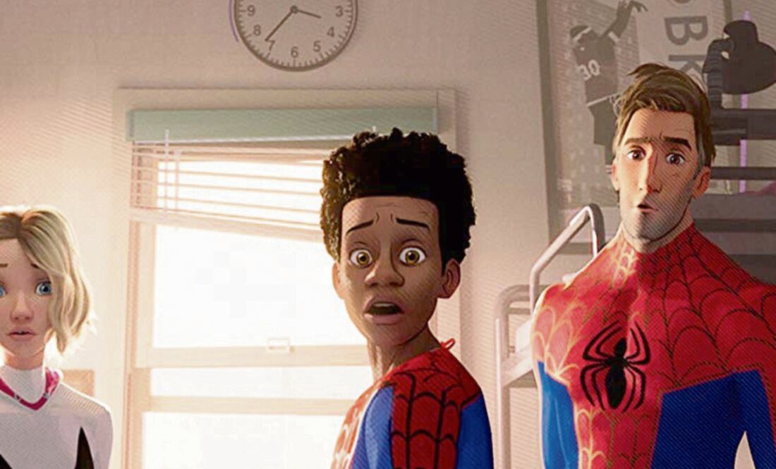 En esta historia, Spider-Man de diversos universos se unen contra el mal. COLUMBIA PICTURES