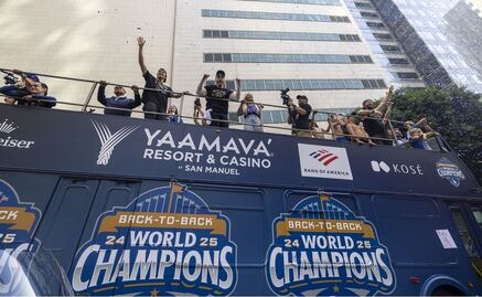 Los Ángeles Dodgers celebran bicampeonato con desfile junto a su afición