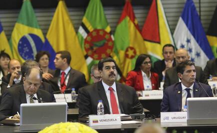 Maduro propone a Celac un "plan táctico anticrisis económica"