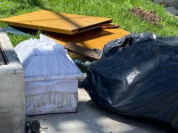 Hallan ataúd infantil cerca del Cablebús en Chapultepec; SSC indica que estaba vacío