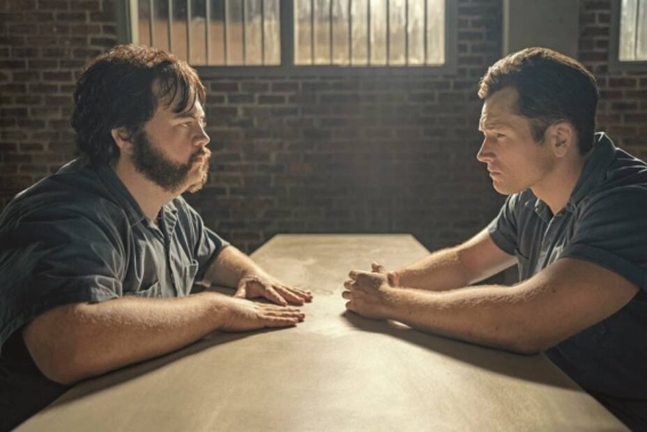 Taron Egerton explora lo oscuro de la masculinidad