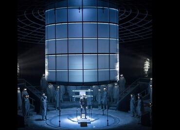 "Frankenstein" futurista cuestiona sobre la vida artificial