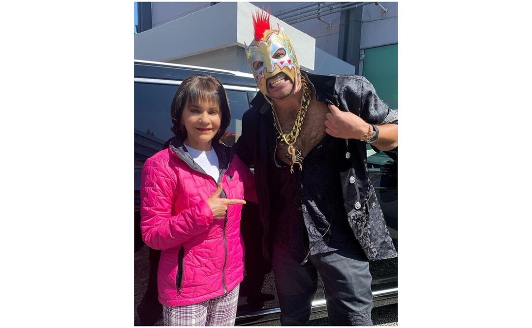 A bordo, la creadora de "Ventaneando" habló sobre el supuesto poder que tiene en TV Azteca. Foto: Instagram El Escorpión Dorado