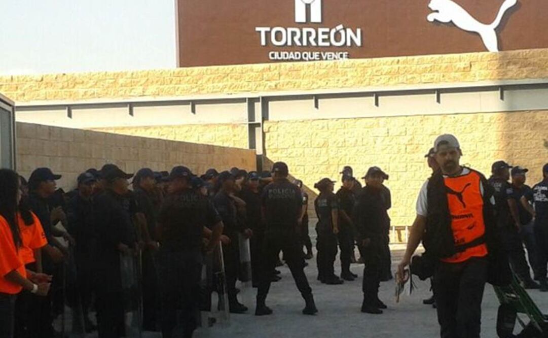 Militares y policía municipal cuidan la Final en Torreón