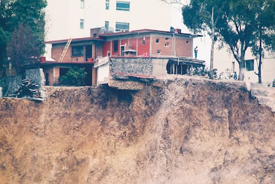 Avanzan obras de demolición en Santa Fe