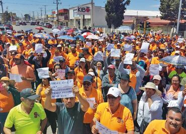 Docentes se declaran en paro por falta de pago