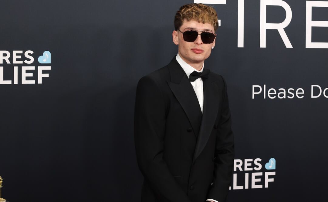 El cantante de corridos tumbados rechazó el uso de la fuerza y el trato contra los migrantes. Foto: EFE/Octavio Guzmán