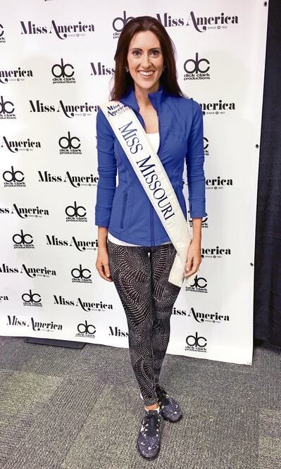 La modelo dice estar orgullosa de su orientación sexual (REUTERS)