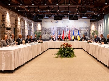 Ucrania y Rusia vuelven a Estambul para una negociación "muy compleja"; es la tercera ronda de conversaciones directas entre ambos