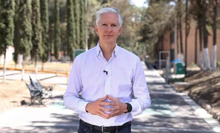 Edomex seguirá en semáforo naranja; preparatorias y universidades podrán retomar prácticas en laboratorios