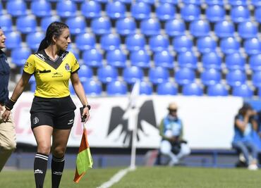 Árbitra mexicana es despedida por promocionar una casa de apuestas