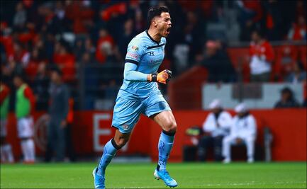 Pumas anuncia a Alfredo Talavera como su nuevo portero