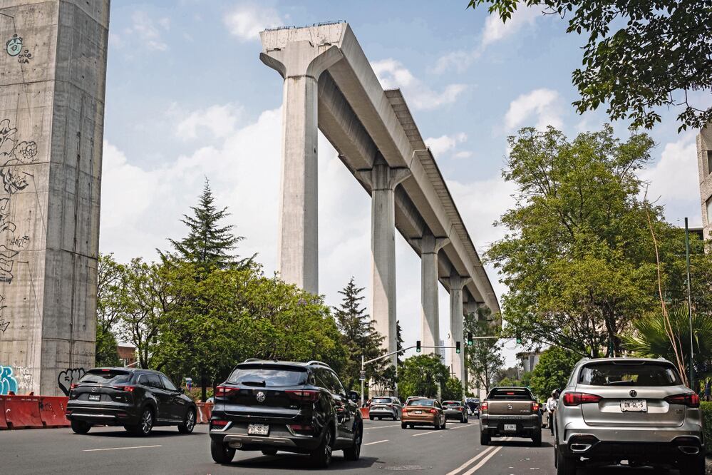 La parte del Tren Interurbano que le corresponde a la CDMX pasó de un monto de 152 millones 500 mil pesos a mil 101 millones 550 mil pesos. Foto: Archivo / El Universal