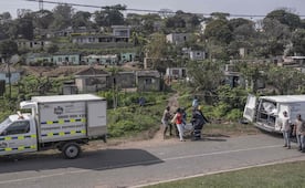 Tiroteo durante una fiesta en Sudáfrica deja 11 muertos; hay una mujer embarazada entre las víctimas