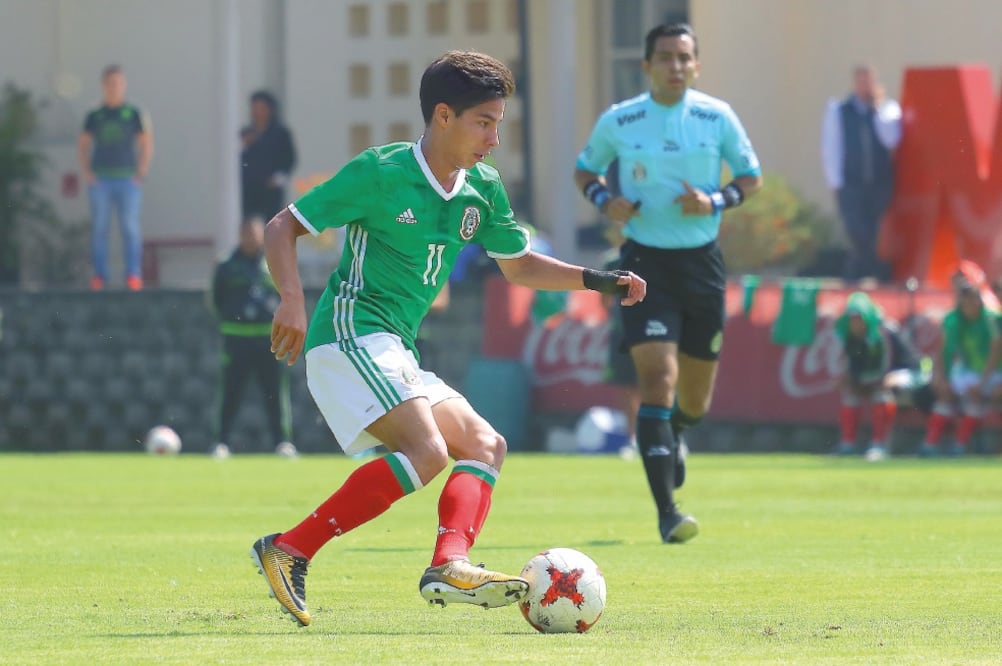 Diego Lainez encabeza la lista de los jóvenes mexicanos (IMAGO7)