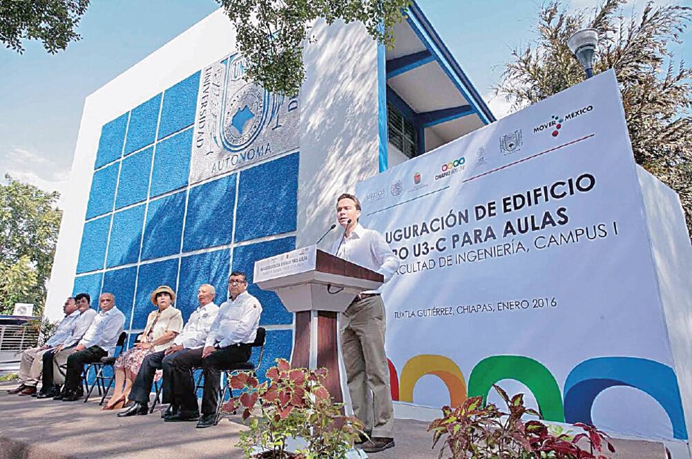 Las instalaciones cuentan con tres niveles; albergan dos aulas magnas y laboratorios de cómputo equipados con 33 máquinas (ESPECIAL)