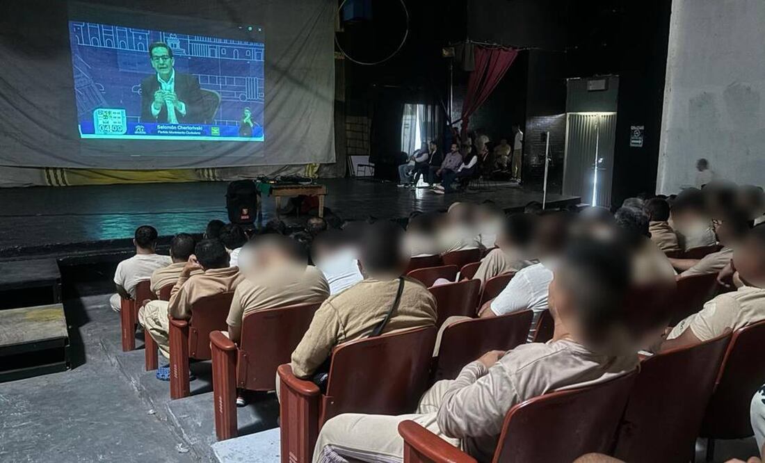 El IECM en coordinación con la ssc transmitieron en diversos centros penitenciarios el primer debate de candidatos a la Jefatura de Gobierno. Foto: Especial