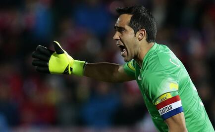 Claudio Bravo dejaría la selección chilena tras Rusia 2018