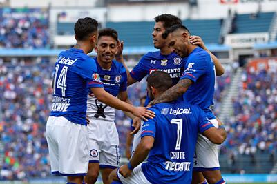 Despiden el Azul con una victoria