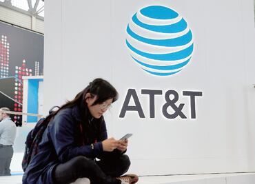 Invitan a AT&T a desinvertir en Sky, dicen expertos