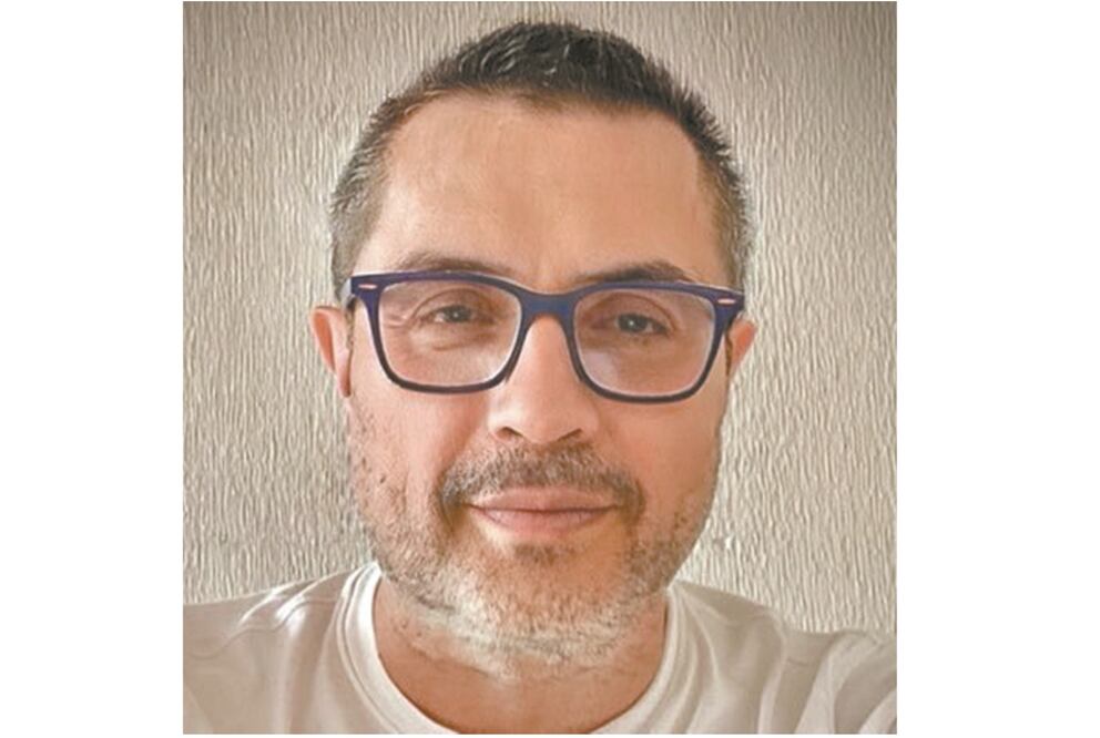 Daniel Lizárraga es editor en el medio salvadoreño El Faro. Foto: TOMADA DE TWITTER