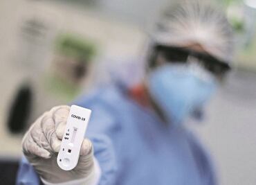 Estudian en Brasil caso de paciente que dio positivo a Covid-19 durante 218 días